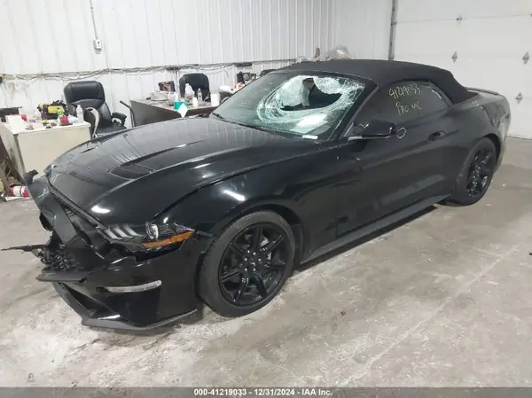 1FATP8UH4J5164756 2018 FORD MUSTANG - Image 2