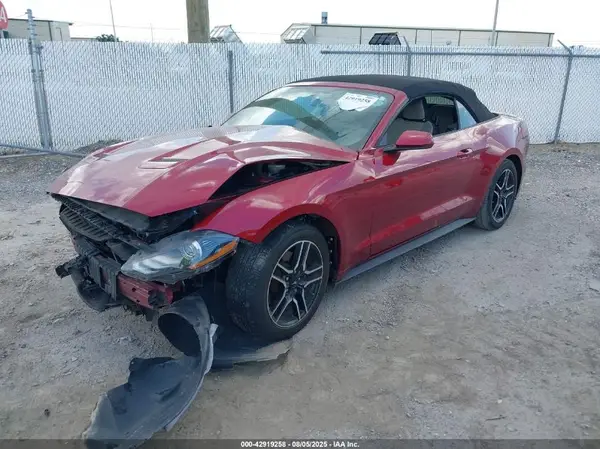 1FATP8UH4K5129605 2019 FORD MUSTANG - Image 2
