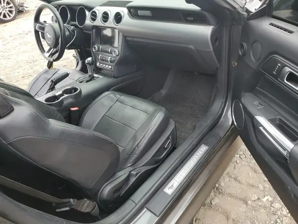 1FATP8UH4K5131239 2019 FORD MUSTANG - Image 8