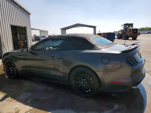 1FATP8UH4K5170056 2019 FORD MUSTANG - Image 2