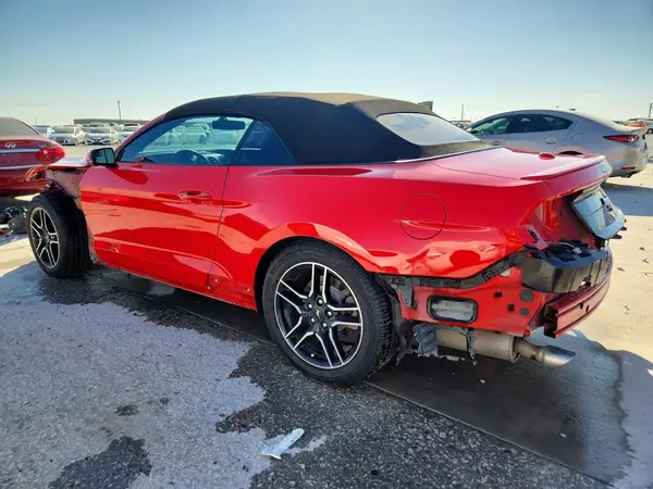 1FATP8UH4L5113079 2020 FORD MUSTANG - Image 2