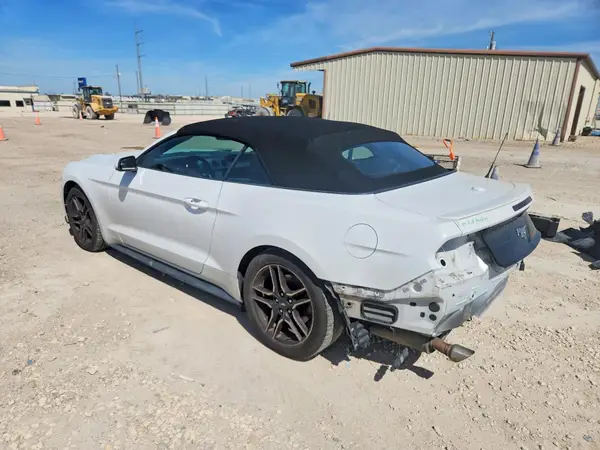 1FATP8UH4L5118959 2020 FORD MUSTANG - Image 2