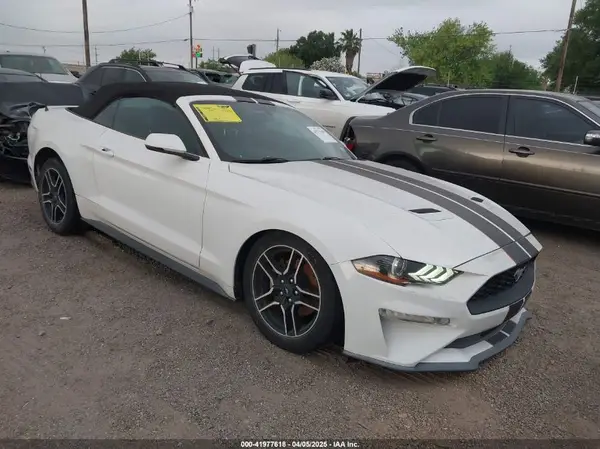 1FATP8UH4L5120002 2020 FORD MUSTANG - Image 1