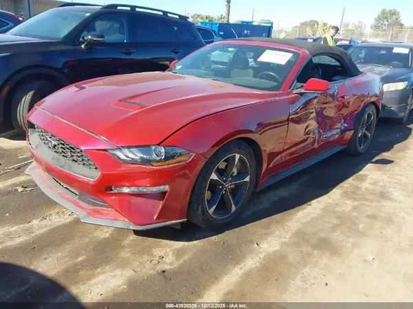 1FATP8UH4L5130660 2020 FORD MUSTANG - Image 2