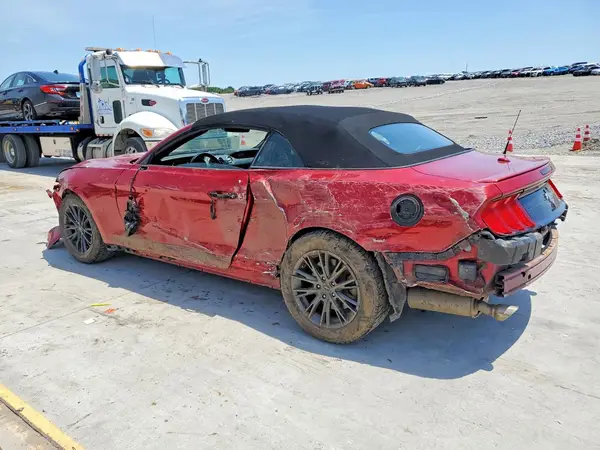 1FATP8UH4L5154361 2020 FORD MUSTANG - Image 2