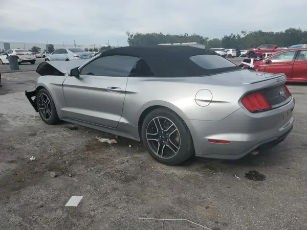 1FATP8UH4L5185660 2020 FORD MUSTANG - Image 2
