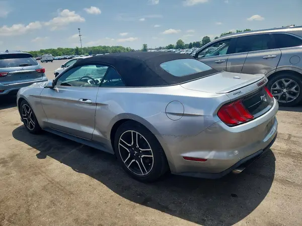 1FATP8UH4M5103895 2021 FORD MUSTANG - Image 2