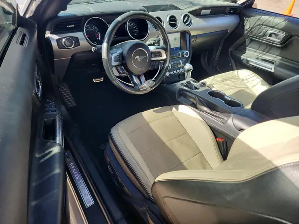 1FATP8UH4M5105288 2021 FORD MUSTANG - Image 8