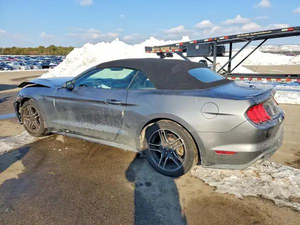 1FATP8UH4M5109213 2021 FORD MUSTANG - Image 2