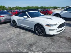 1FATP8UH4M5114475 2021 FORD MUSTANG