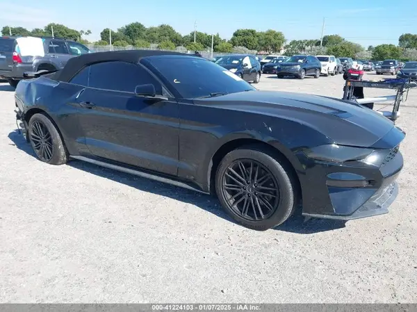 1FATP8UH4M5116114 2021 FORD MUSTANG - Image 1