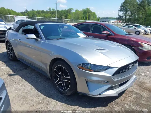 1FATP8UH4M5124553 2021 FORD MUSTANG - Image 1