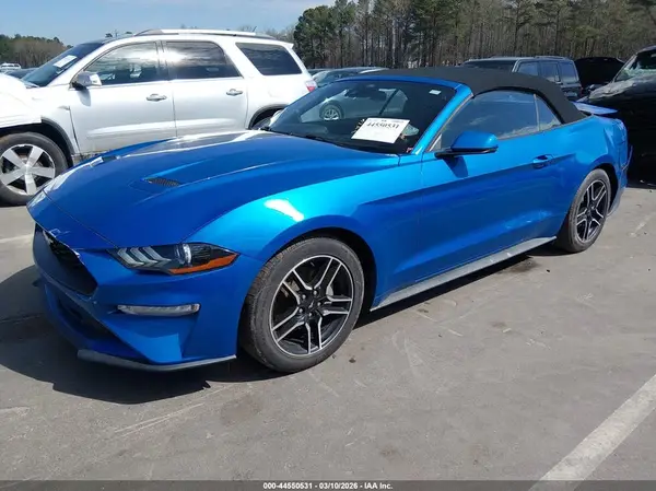 1FATP8UH4M5145273 2021 FORD MUSTANG - Image 2