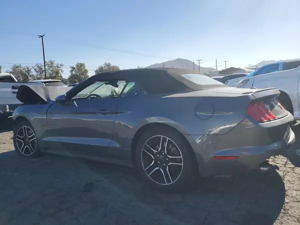 1FATP8UH4N5103882 2022 FORD MUSTANG - Image 2