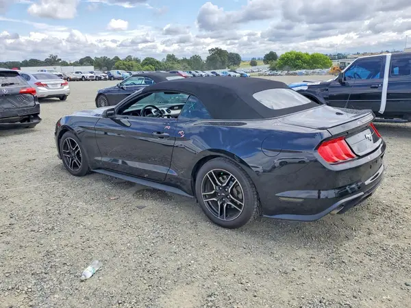 1FATP8UH4N5117149 2022 FORD MUSTANG - Image 2