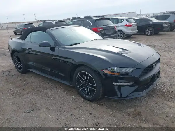 1FATP8UH4N5120990 2022 FORD MUSTANG - Image 1