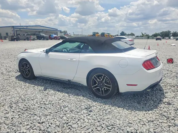 1FATP8UH4P5105697 2023 FORD MUSTANG - Image 2
