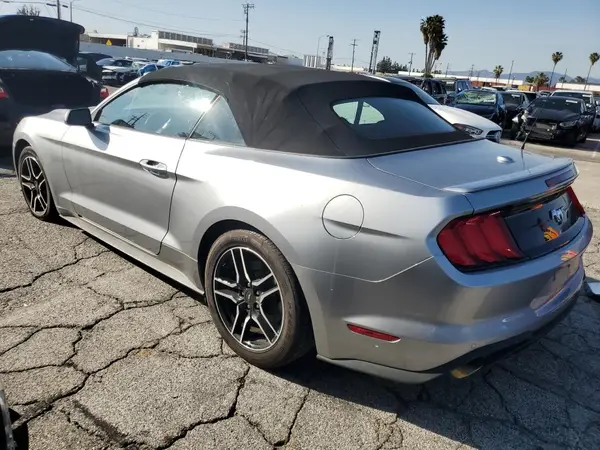 1FATP8UH4P5110222 2023 FORD MUSTANG - Image 2