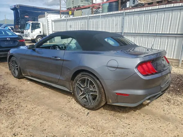 1FATP8UH4P5110639 2023 FORD MUSTANG - Image 2