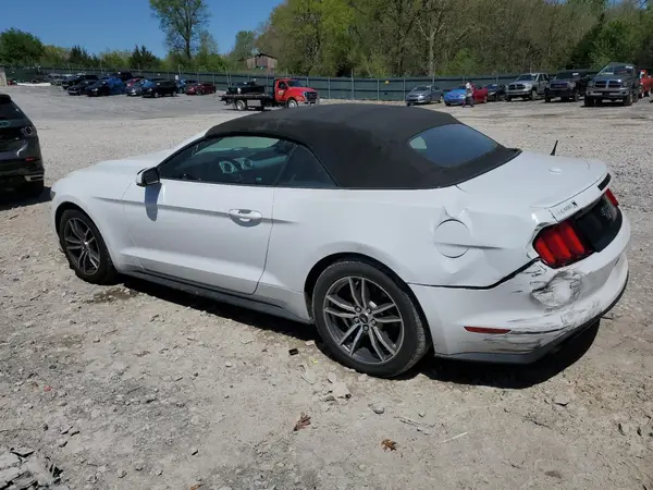1FATP8UH5G5222379 2016 FORD MUSTANG - Image 2