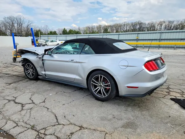 1FATP8UH5G5243040 2016 FORD MUSTANG - Image 2
