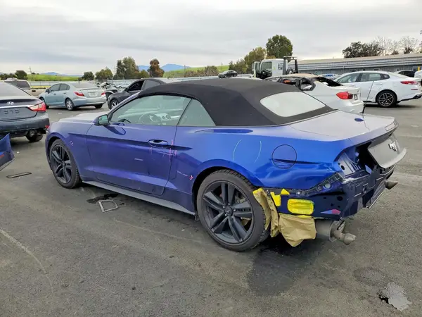 1FATP8UH5G5246844 2016 FORD MUSTANG - Image 2