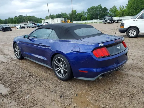1FATP8UH5G5289189 2016 FORD MUSTANG - Image 2