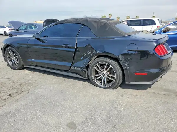 1FATP8UH5G5295915 2016 FORD MUSTANG - Image 2