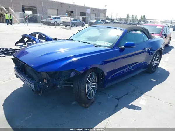 1FATP8UH5G5298703 2016 FORD MUSTANG - Image 2