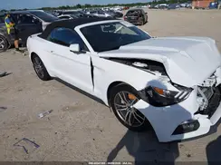 1FATP8UH5G5304841 2016 FORD MUSTANG