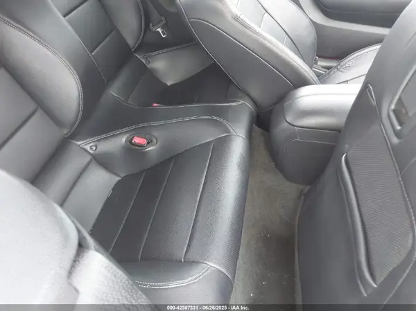 1FATP8UH5G5307285 2016 FORD MUSTANG - Image 8