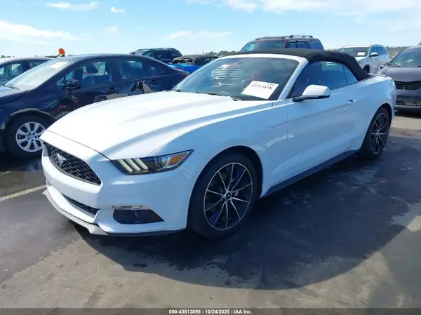 1FATP8UH5G5319064 2016 FORD MUSTANG - Image 2