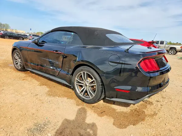 1FATP8UH5H5204949 2017 FORD MUSTANG - Image 2