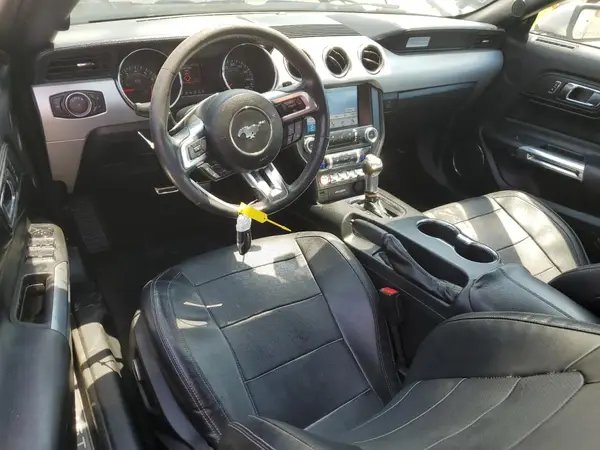 1FATP8UH5H5294958 2017 FORD MUSTANG - Image 8