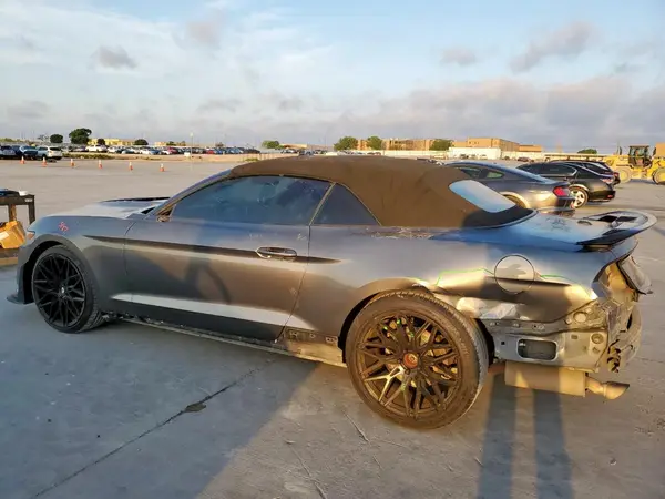 1FATP8UH5H5294989 2017 FORD MUSTANG - Image 2