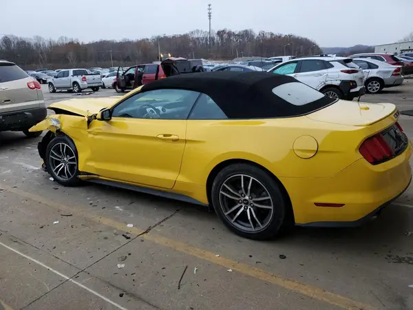 1FATP8UH5H5307854 2017 FORD MUSTANG - Image 2