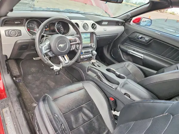 1FATP8UH5H5307949 2017 FORD MUSTANG - Image 8