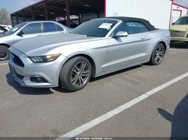1FATP8UH5H5313282 2017 FORD MUSTANG - Image 2