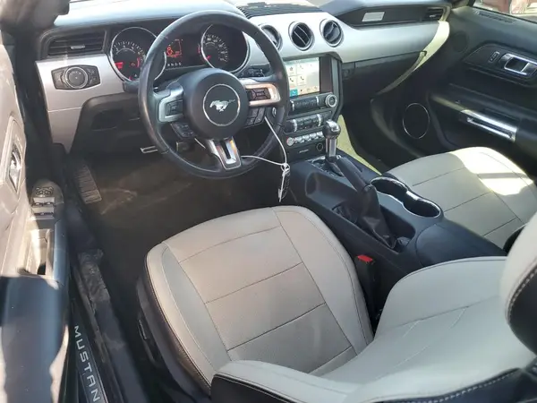 1FATP8UH5H5320295 2017 FORD MUSTANG - Image 8