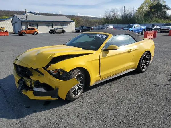 1FATP8UH5H5327215 2017 FORD MUSTANG - Image 1