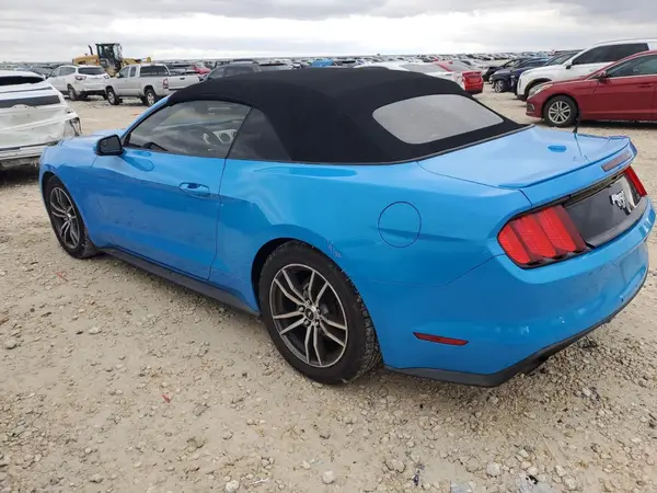 1FATP8UH5H5334374 2017 FORD MUSTANG - Image 2