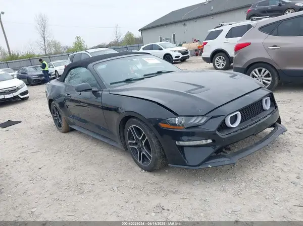 1FATP8UH5J5111239 2018 FORD MUSTANG - Image 1