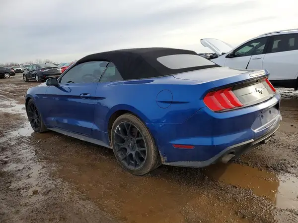 1FATP8UH5J5122886 2018 FORD MUSTANG - Image 2
