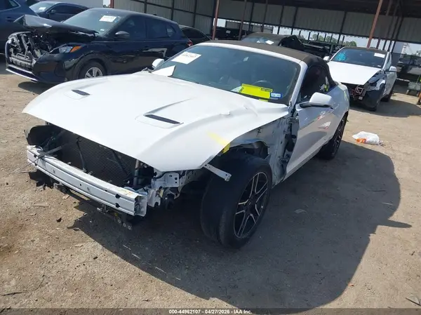 1FATP8UH5J5154978 2018 FORD MUSTANG - Image 2