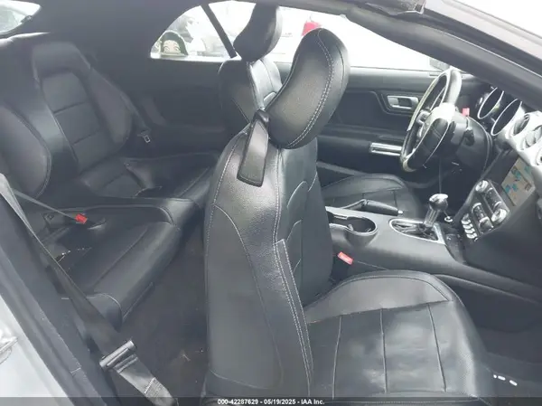 1FATP8UH5K5109802 2019 FORD MUSTANG - Image 8