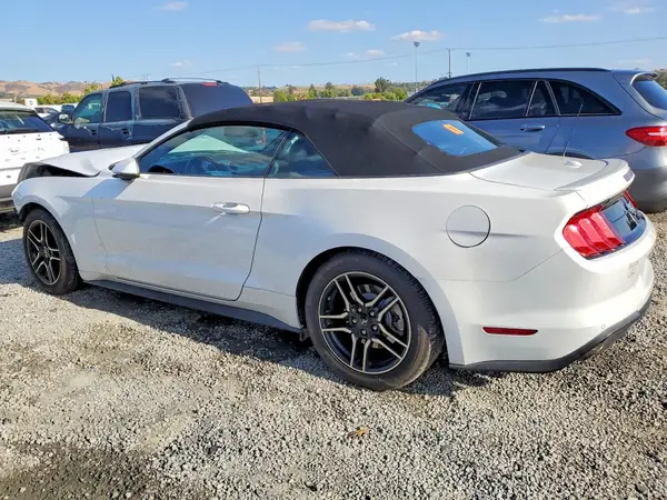 1FATP8UH5K5148681 2019 FORD MUSTANG - Image 2