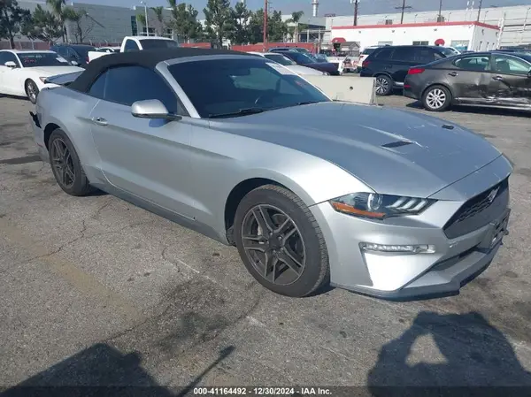 1FATP8UH5K5169966 2019 FORD MUSTANG - Image 1