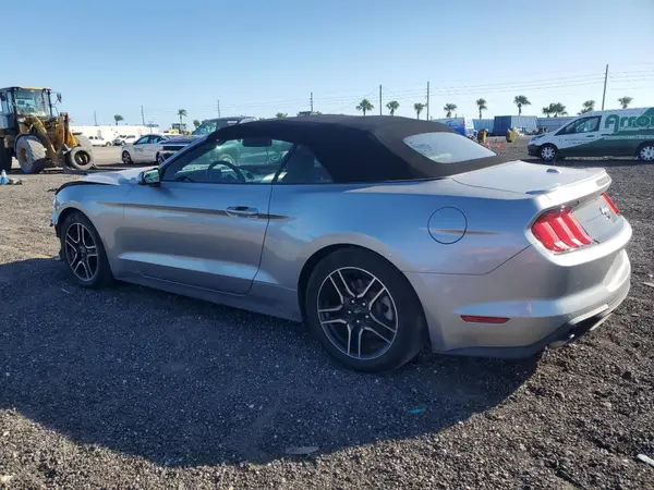 1FATP8UH5L5115326 2020 FORD MUSTANG - Image 2