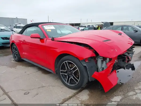 1FATP8UH5M5105624 2021 FORD MUSTANG - Image 1