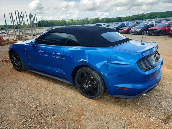 1FATP8UH5M5107602 2021 FORD MUSTANG - Image 2